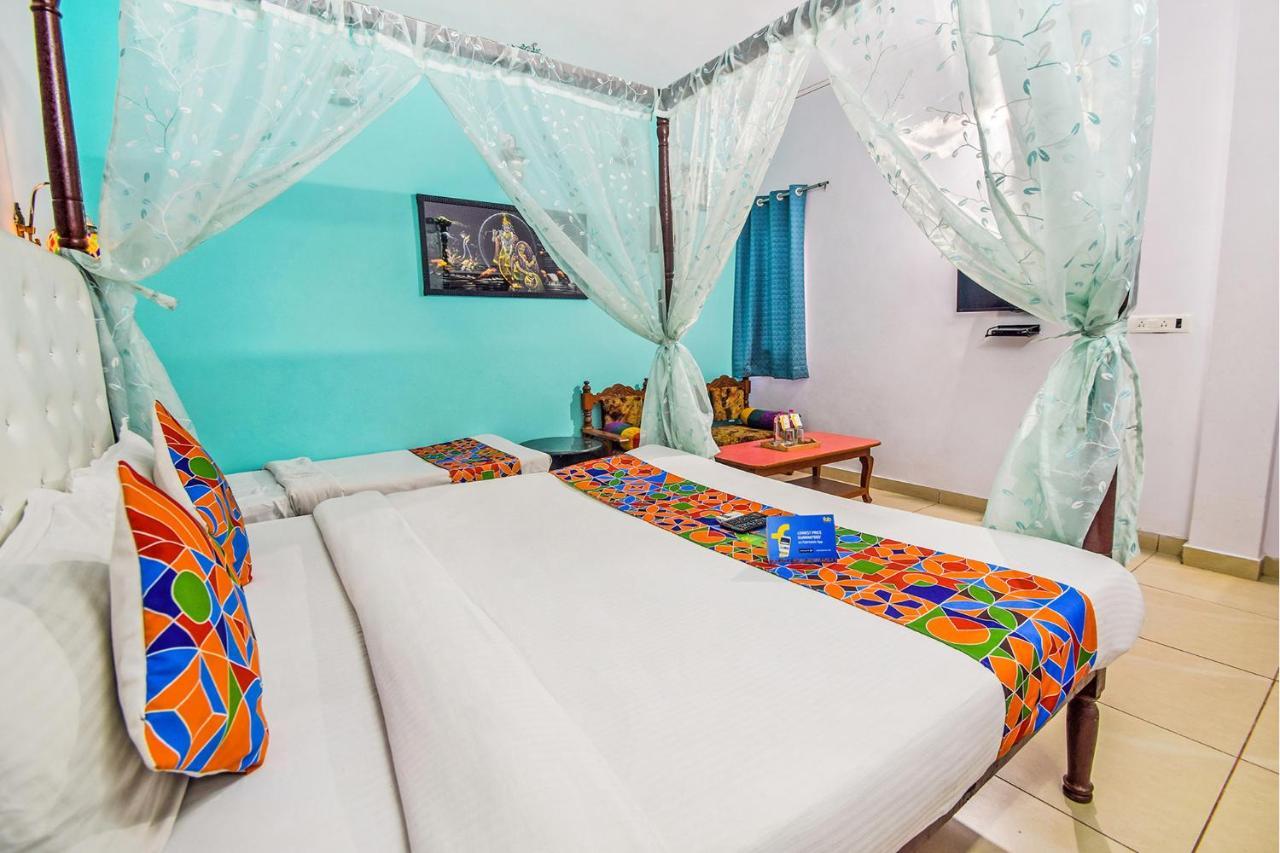 Fabhotel Everest International Udaipur Bagian luar foto